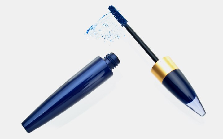 Blauwe mascara