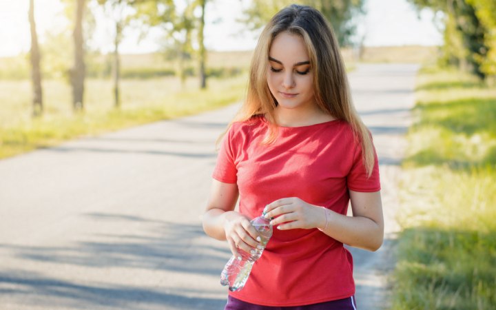 Truitje uit polyester